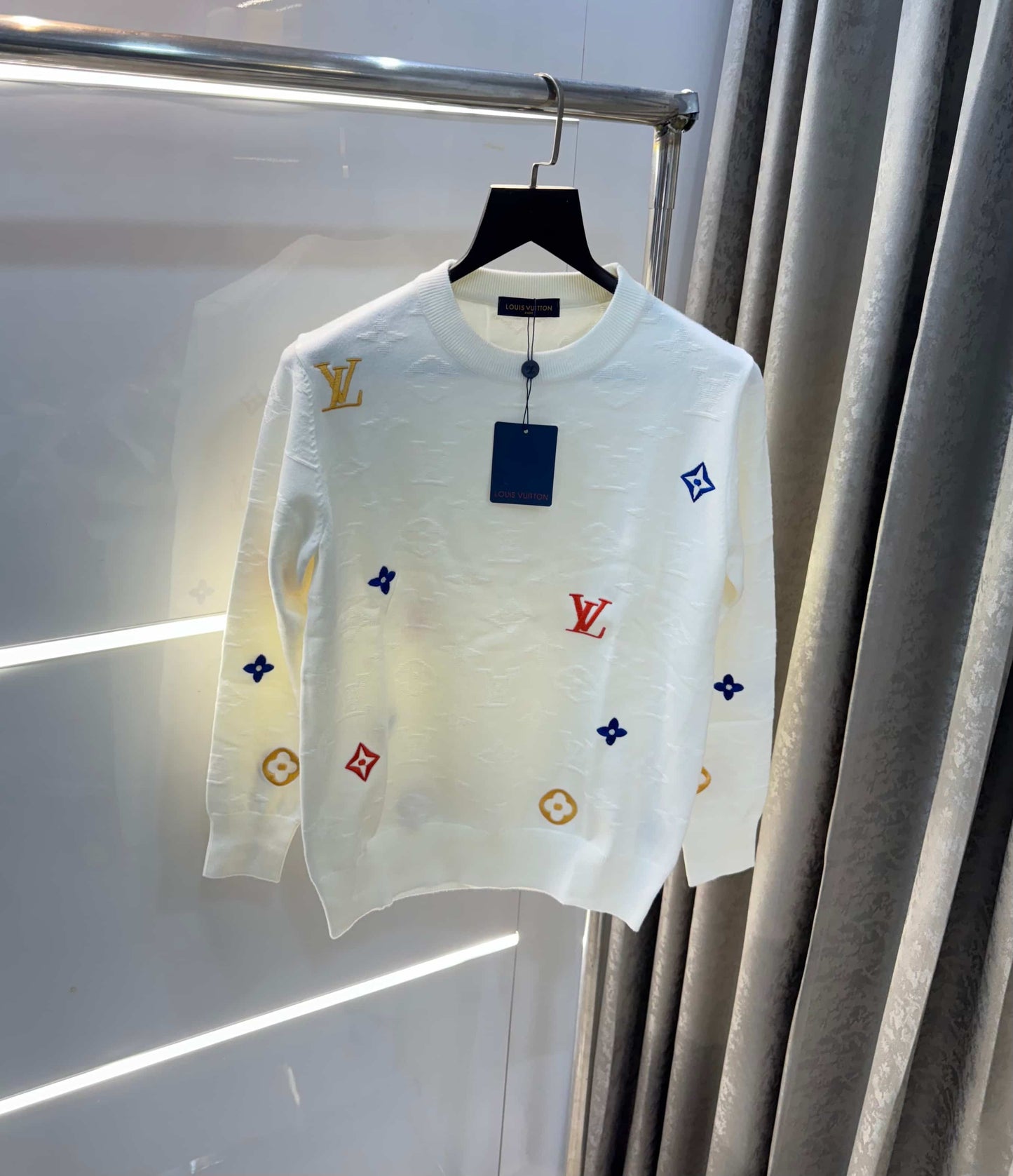 Louis Vuitton White Embroidery Logo Imported Knitted Pull Over