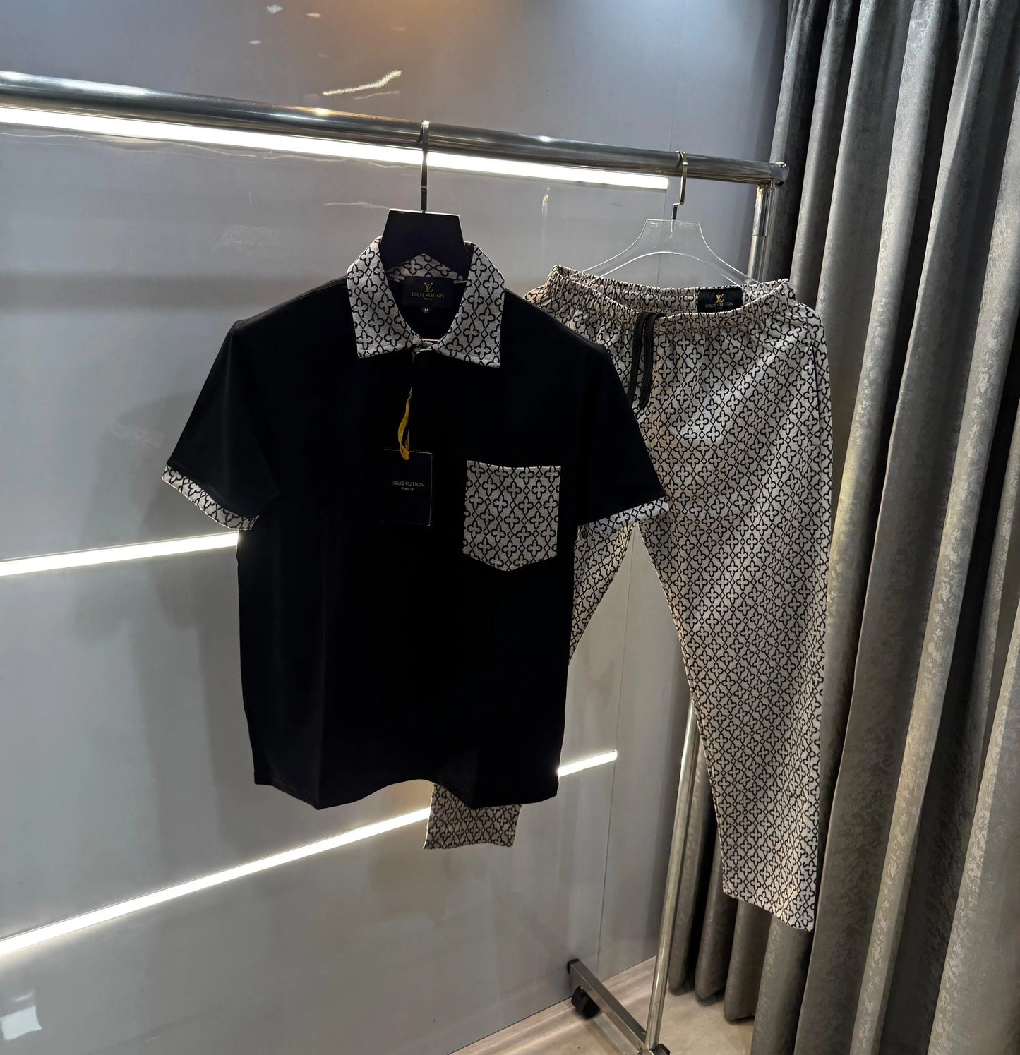 Loui s vuitton Black baige Monogr...AM Imported Premium Tracksuit With