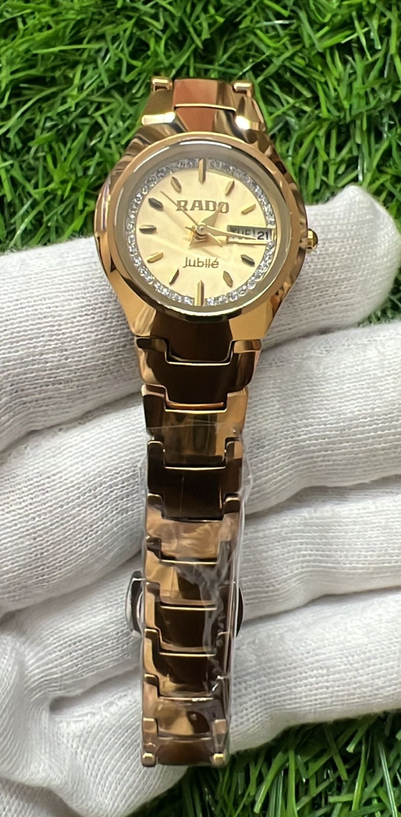 RAD0 CERAMIC DAY AND DATE