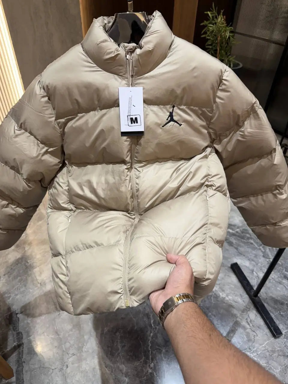 Nik e Jordan Beige premium puffer jacket