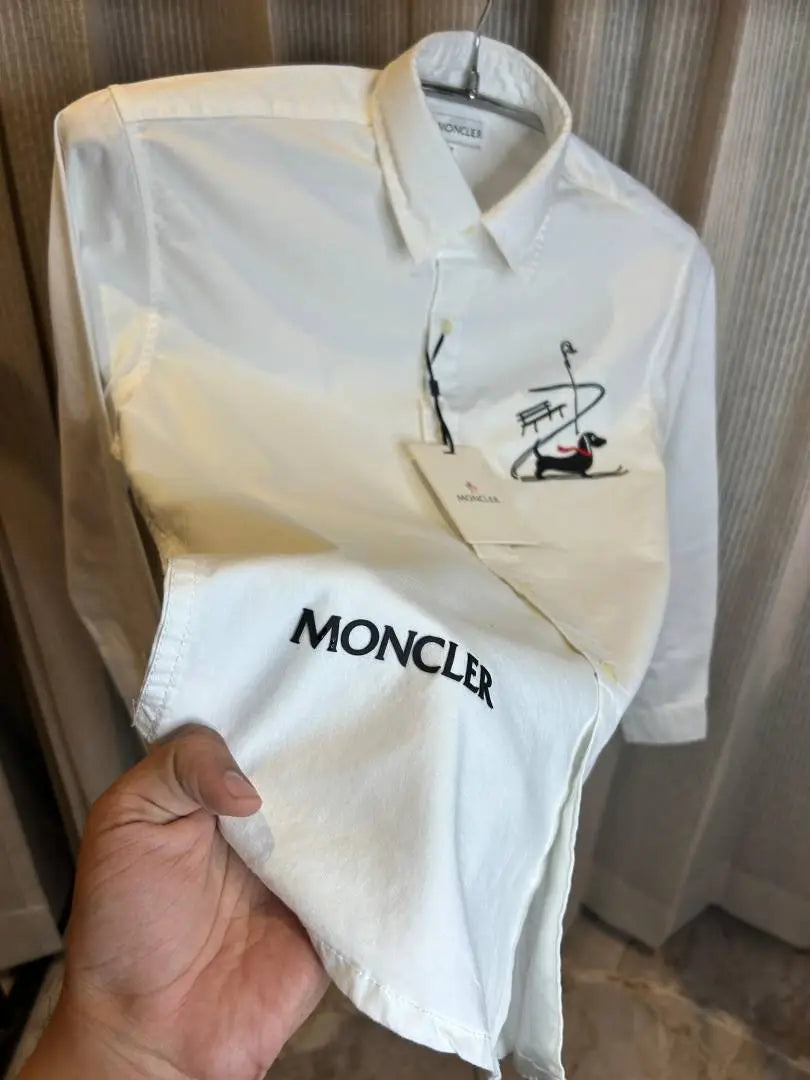 MONCLE_R WHITE PREMIUM FRONT PRINTED IMPORTED SHIRT