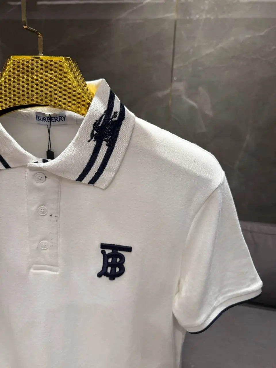 BURBERR_Y WHITE PREMIUM COLLAR IMPORTED POLO
