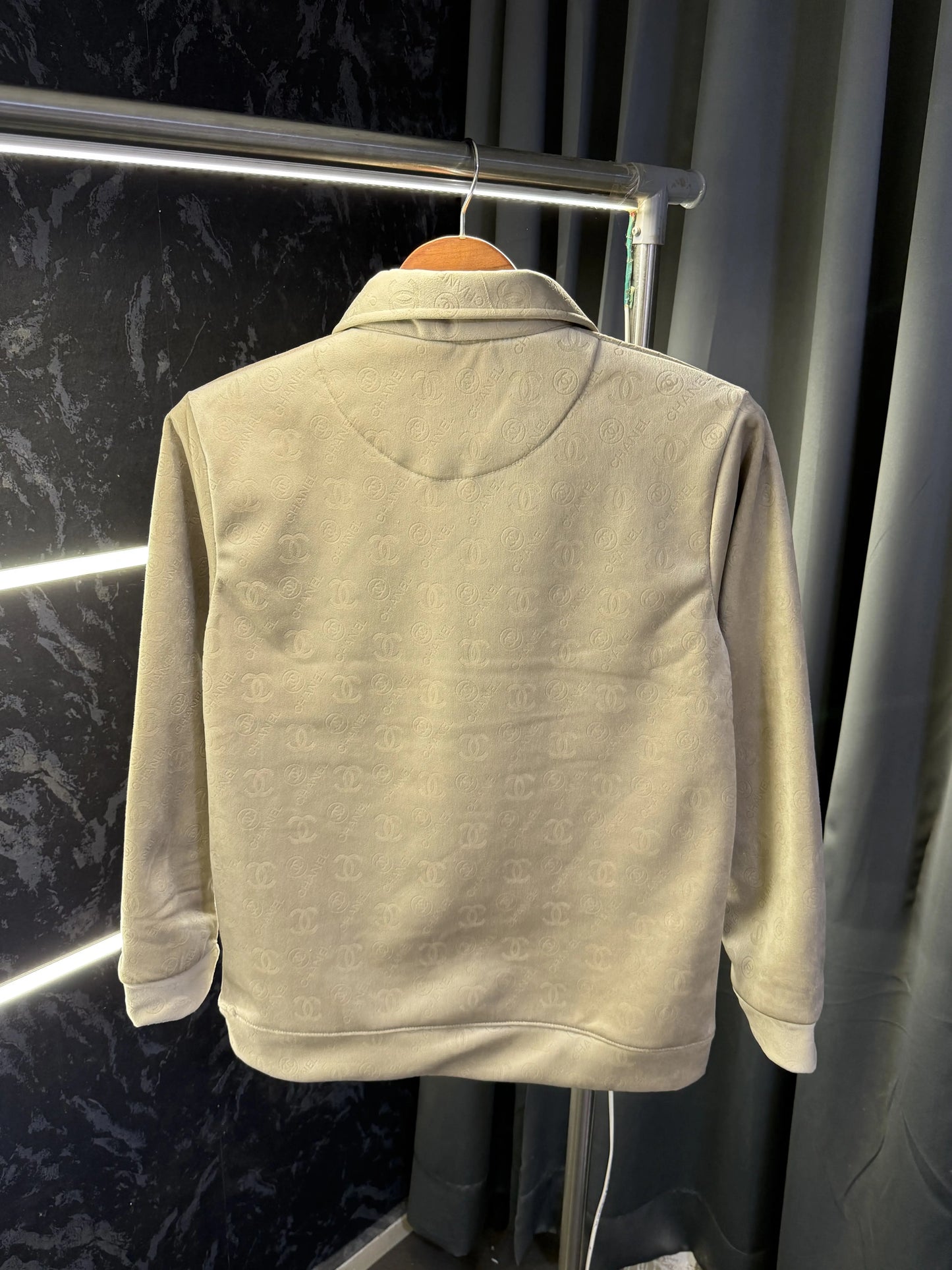 Chane l Paris Imported Sweatshirt (cream)