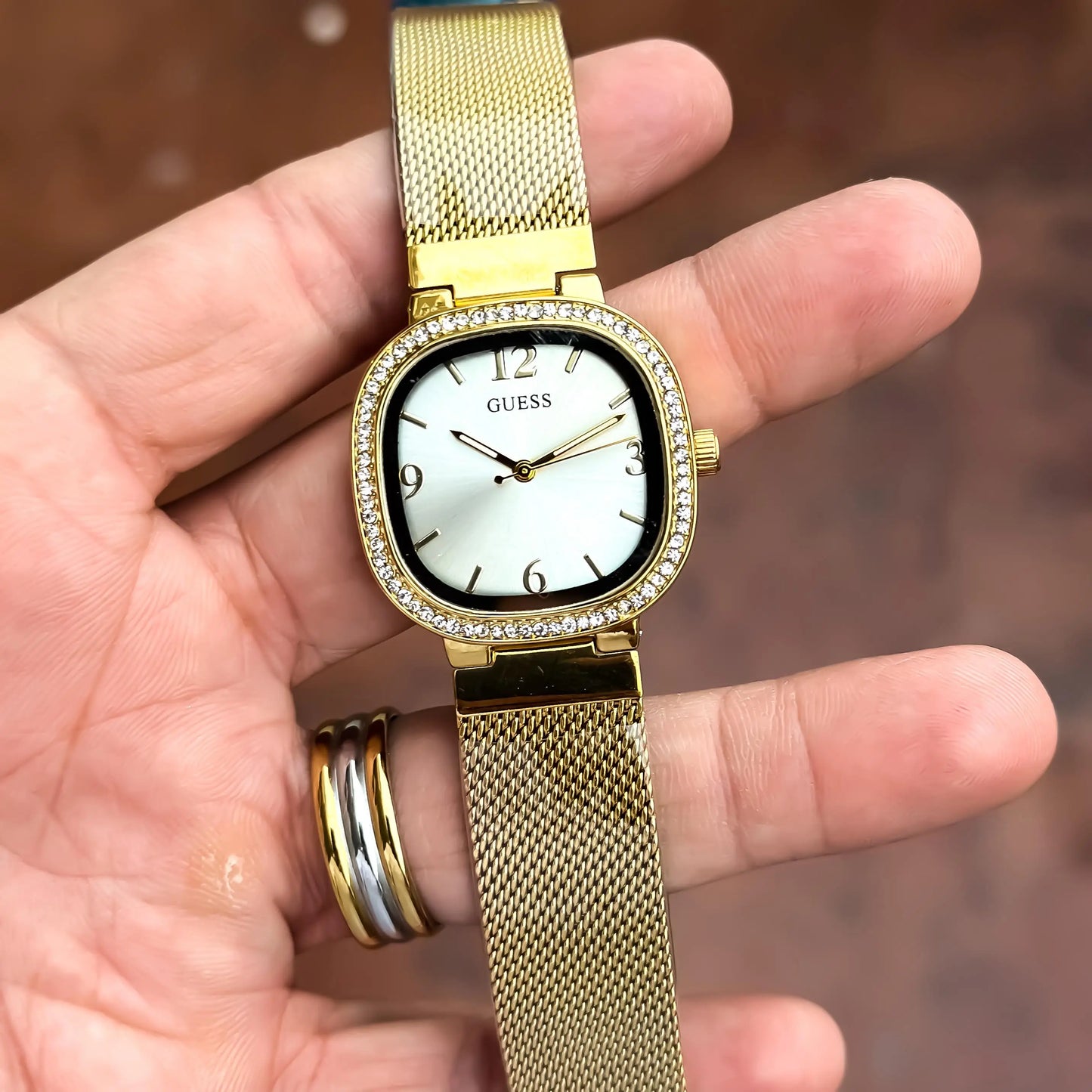 GUESS_LADIES_GOLD_WHITE