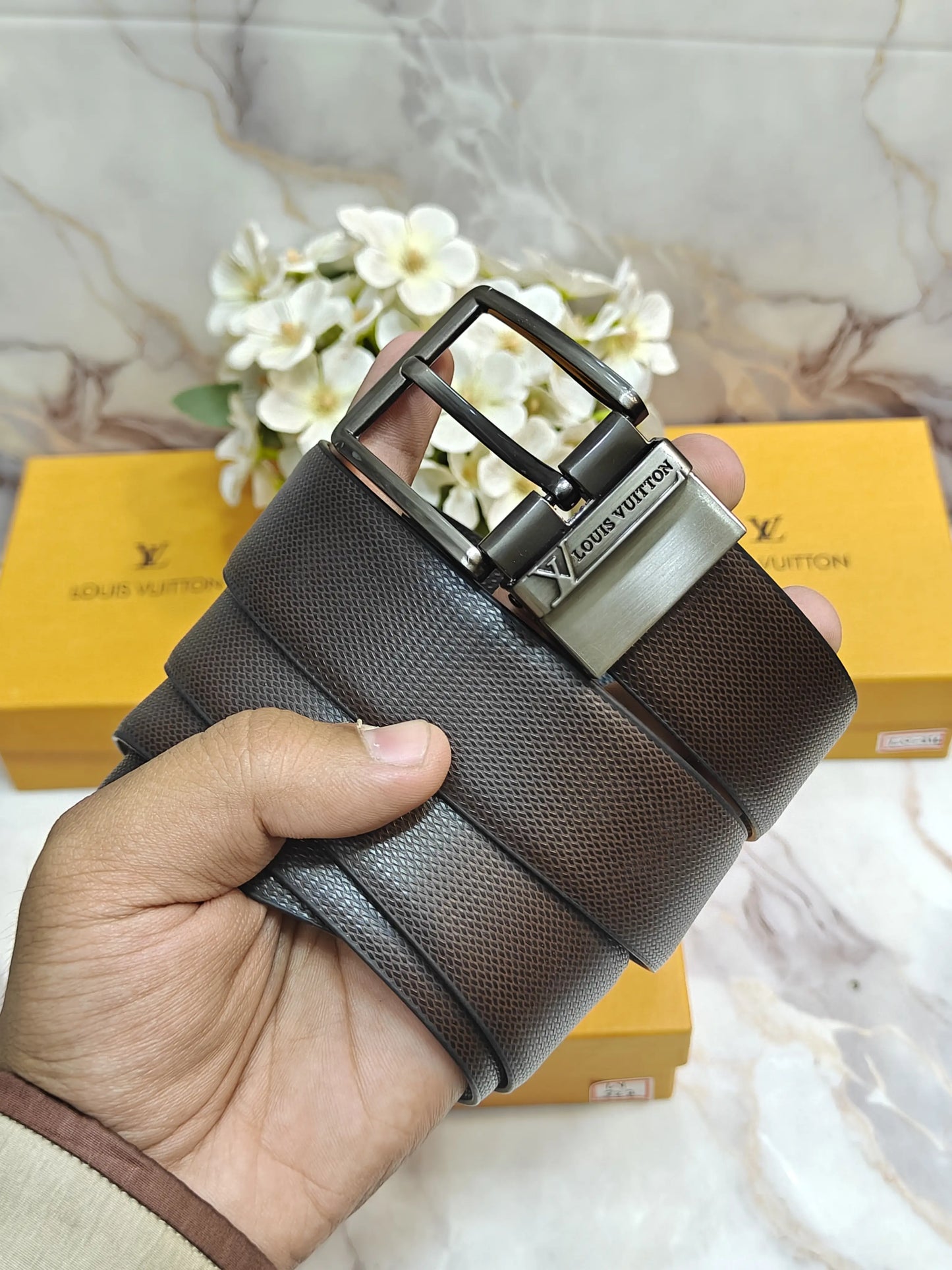 LV LOUIS VUITTON PREMIUM QUALITY REVERSEABLE BELT WITH OG BOX