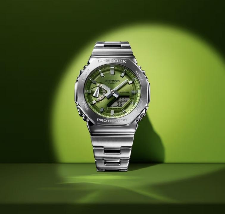 G-Shock GM-2100 Silver Green