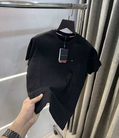 Tomm y Hilfiger Black Embroidery Logo Classic T-Shirt