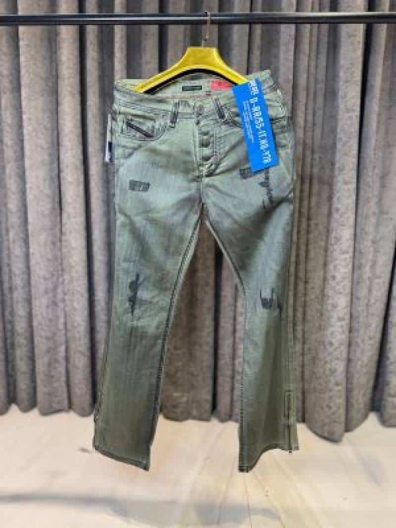 DIESE_L IMPORTED BOOTCUT JEANS