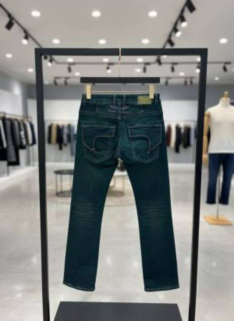 TRUE RELIGION IMPORTED JEANS 100% BOOTCUT