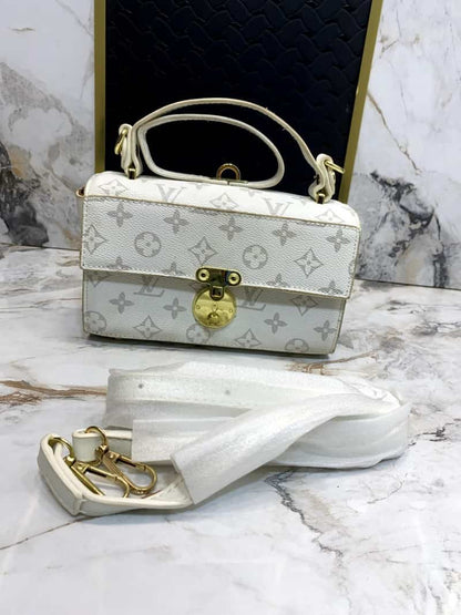 LOUIS VUITTON Small cross body Bag 488