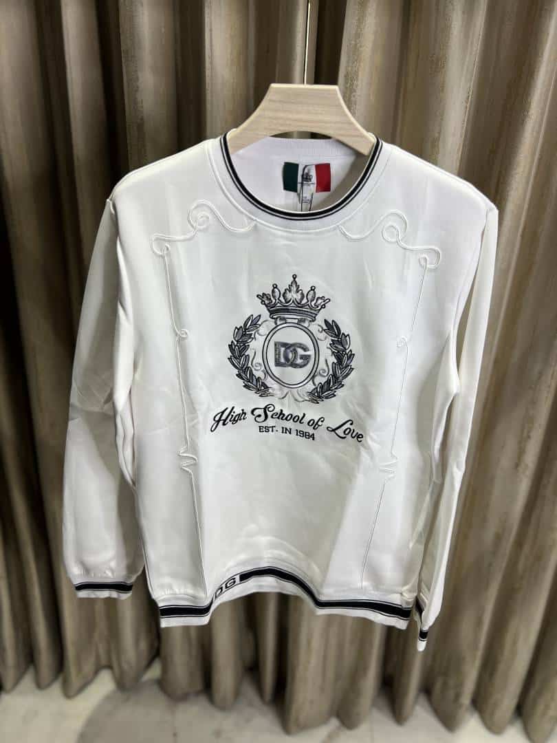 DOLICE GABBAN_A PREMIUM FULL SLEEVES IMPORTED SWEATSHIRT AVAILABLE