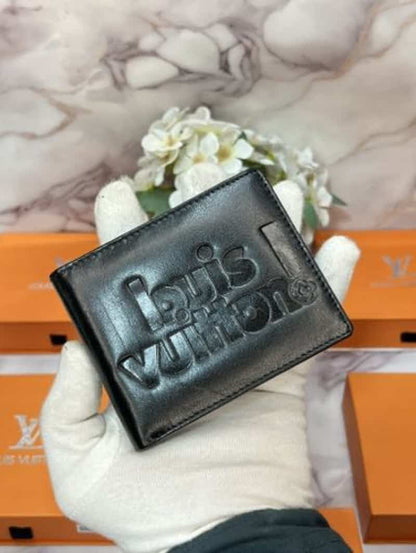 LV LOU!5 VuiTTON EMB0...S$ED LOGO PREM LV-303 SALS