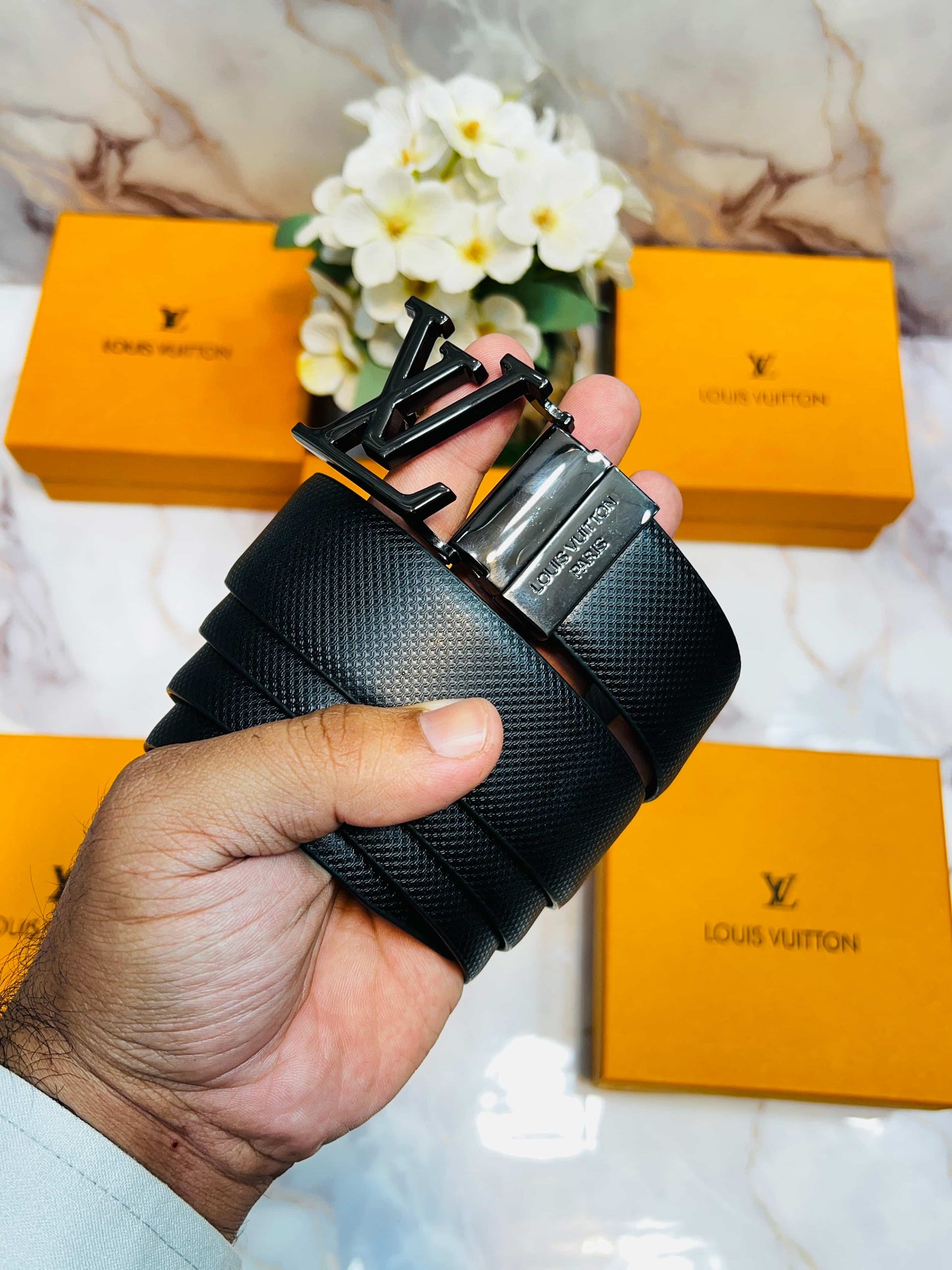 LV LOUIS VUITTON PREMIUM QUALITY IMPORTED REVERSIBLE BELT WITH OG BOX LV-318