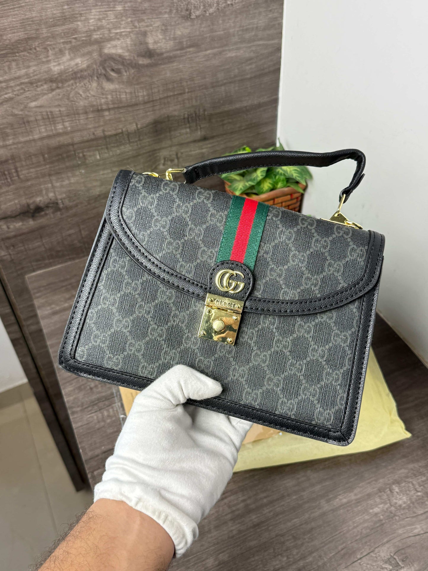 GUcCI_Padlock Sling Bag With Brand Bo-X! 1045
