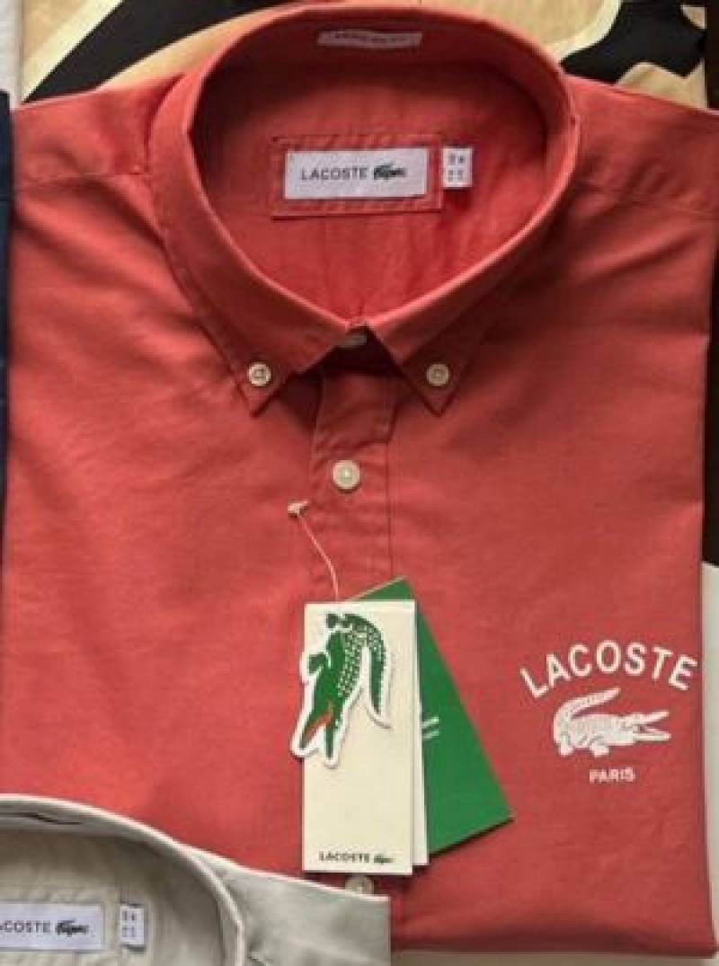 Lacoste_Red_Crocodile_Logo_Print_Classic_Shirt_(1828)