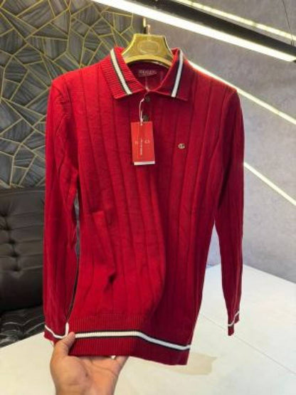 Gucci_Red_Metal_Logo_Knitted_Premium_Pull_Over_(1897)