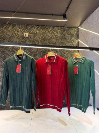 Gucci_Red_Metal_Logo_Knitted_Premium_Pull_Over_(1897)
