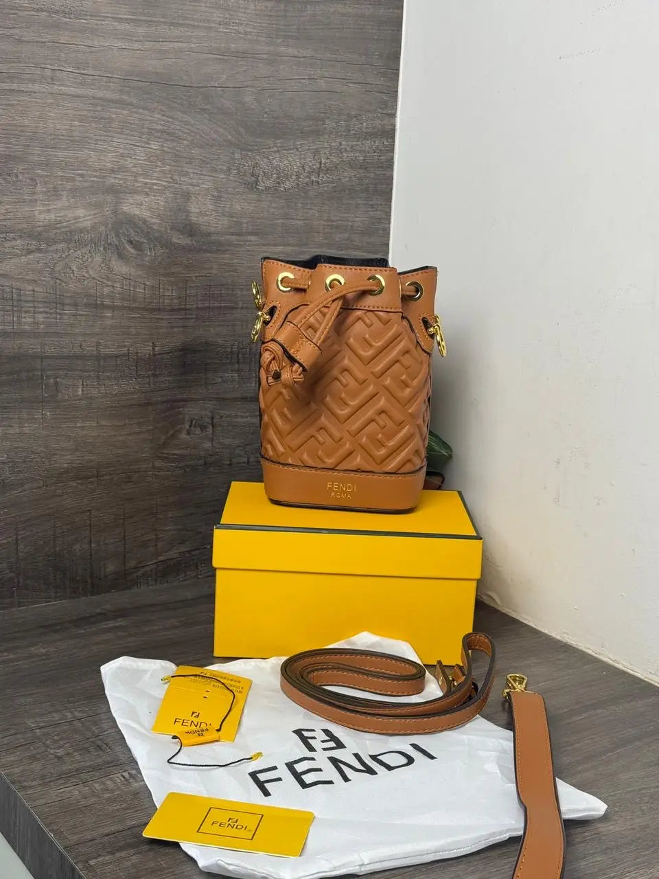 FENDI_zucca_bucket_bag_box_1063