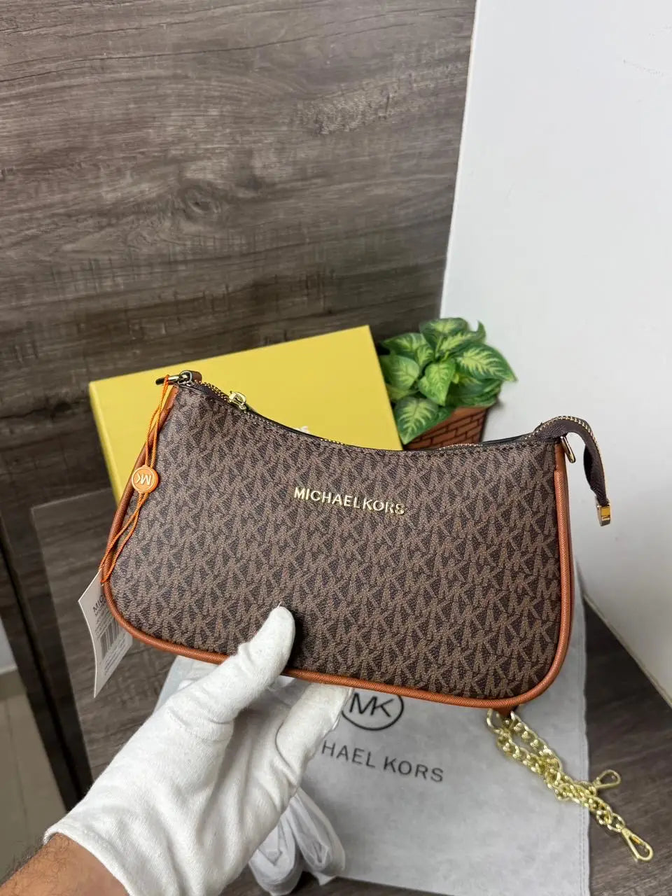 MICHAEL_KORS_Jetset Charm Sling Bag with Box 1071