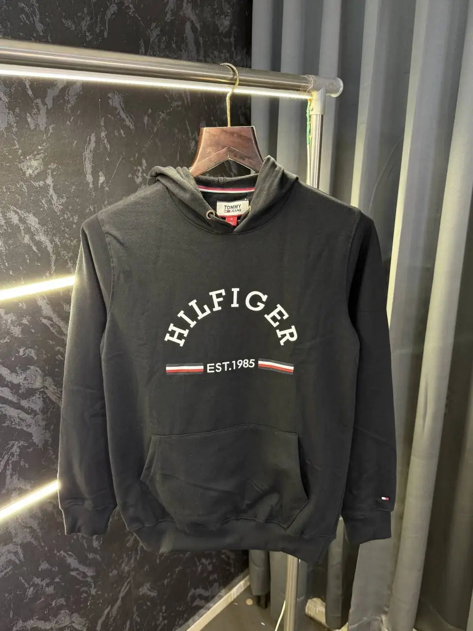 Tommy_Hilfiger Premium Store Article Hoodie (400gsm)