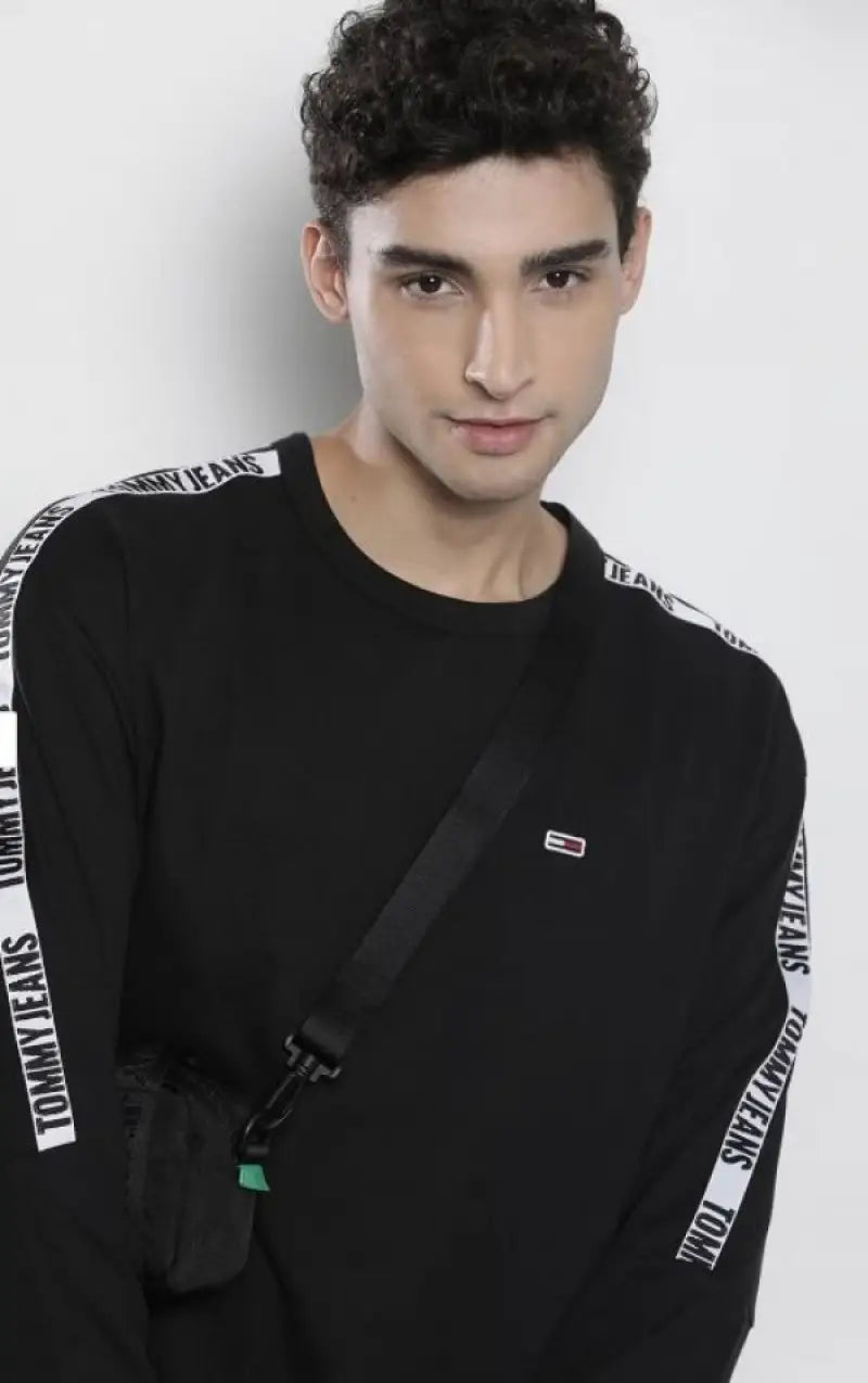 Tommy Hilfige_r store article round neck tshirt black - (122)