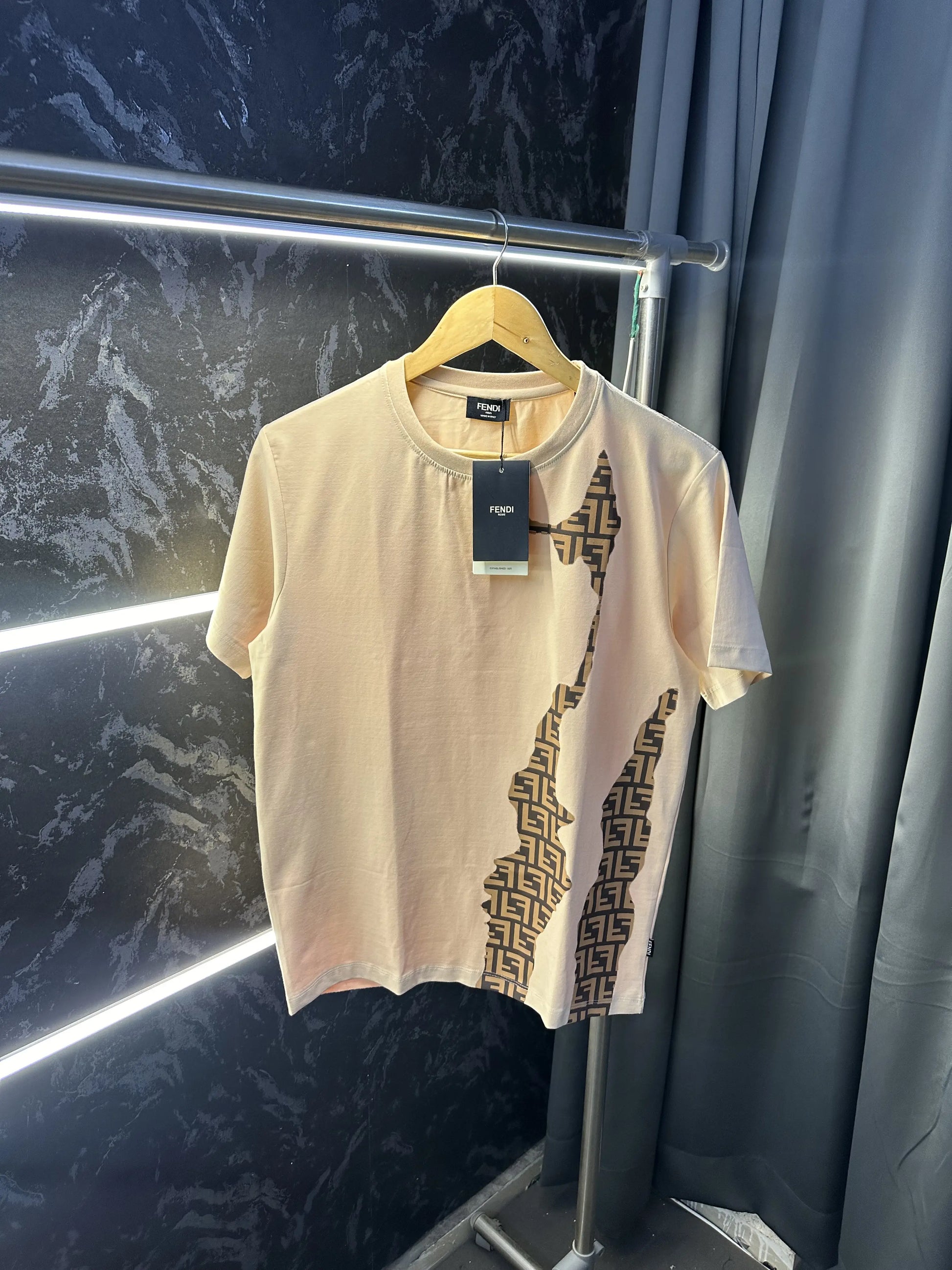 FEND I PREMIUM ROUND NECK TSHIRT BROWN