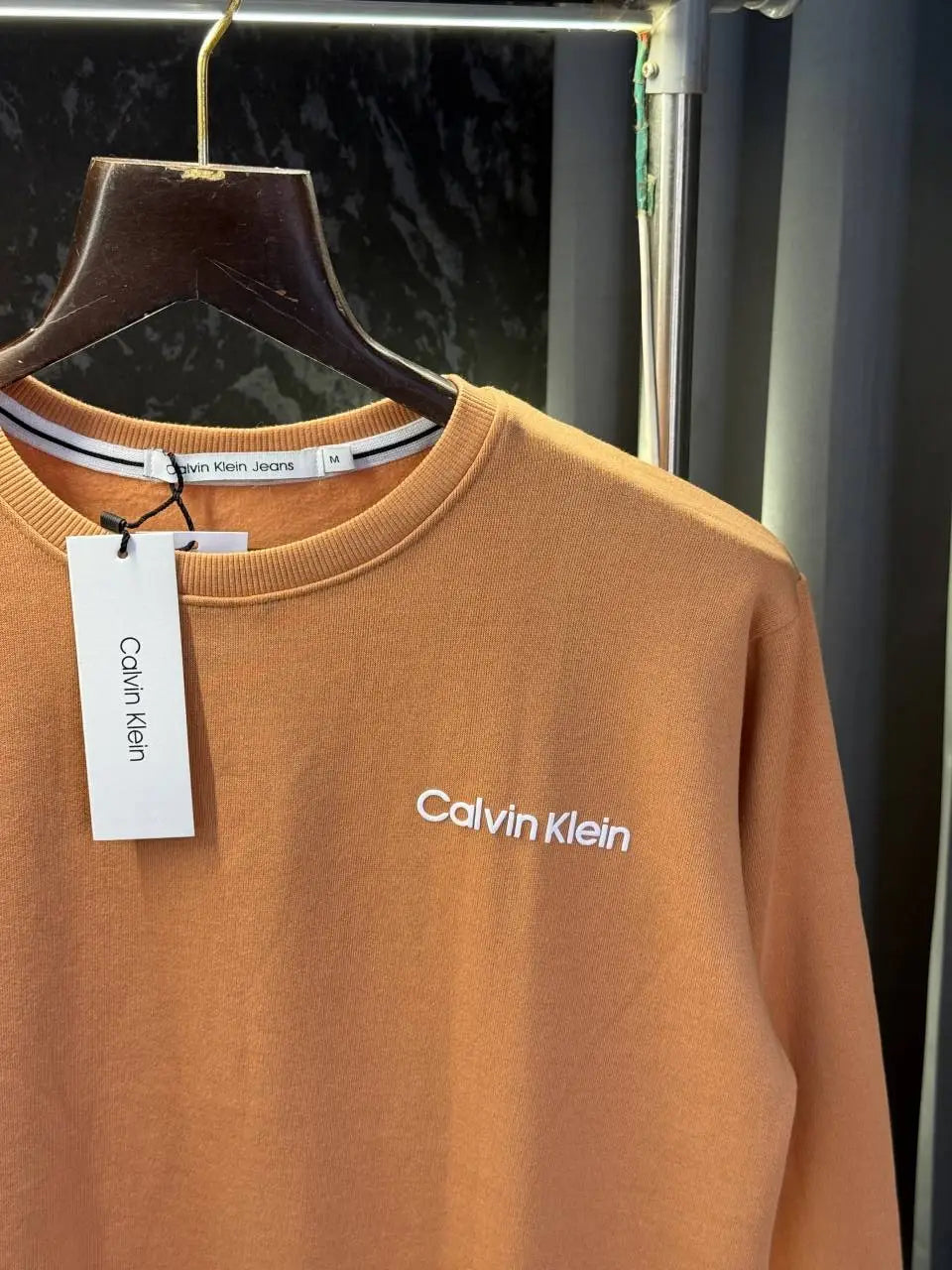 Calvin_Klein Premium Sweatshirt (Cosmic orange)
