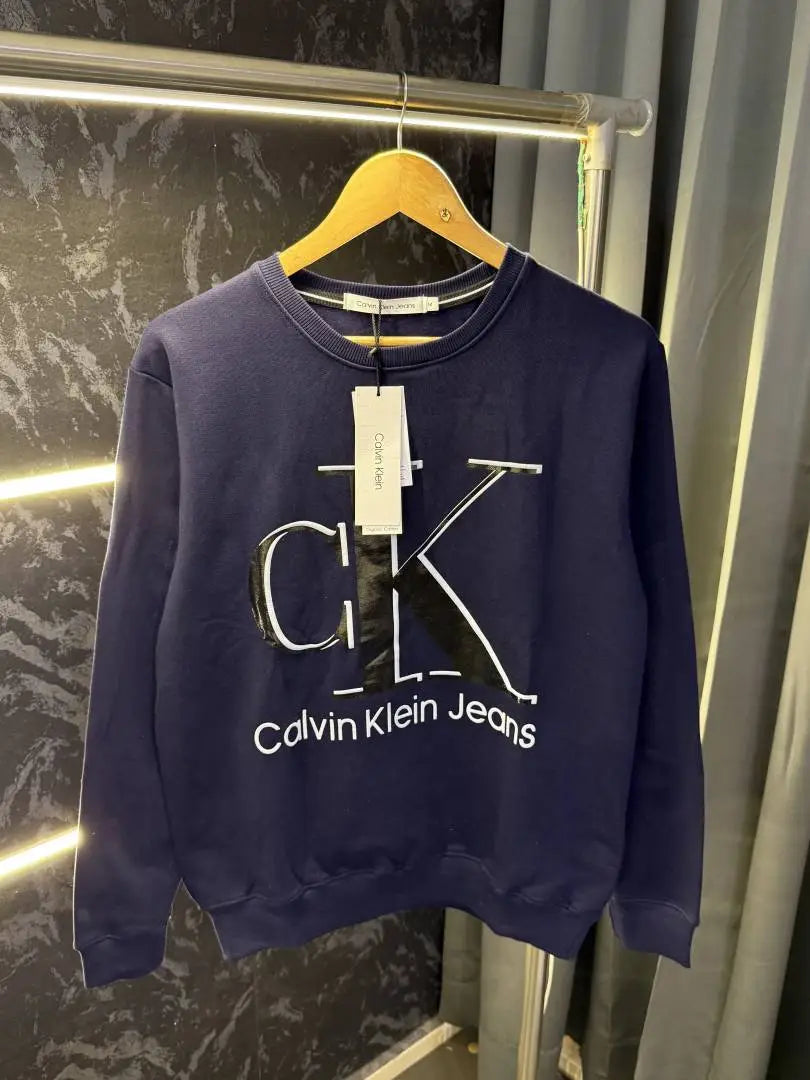 Calvin_Klein Premium Sweatshirt Store article