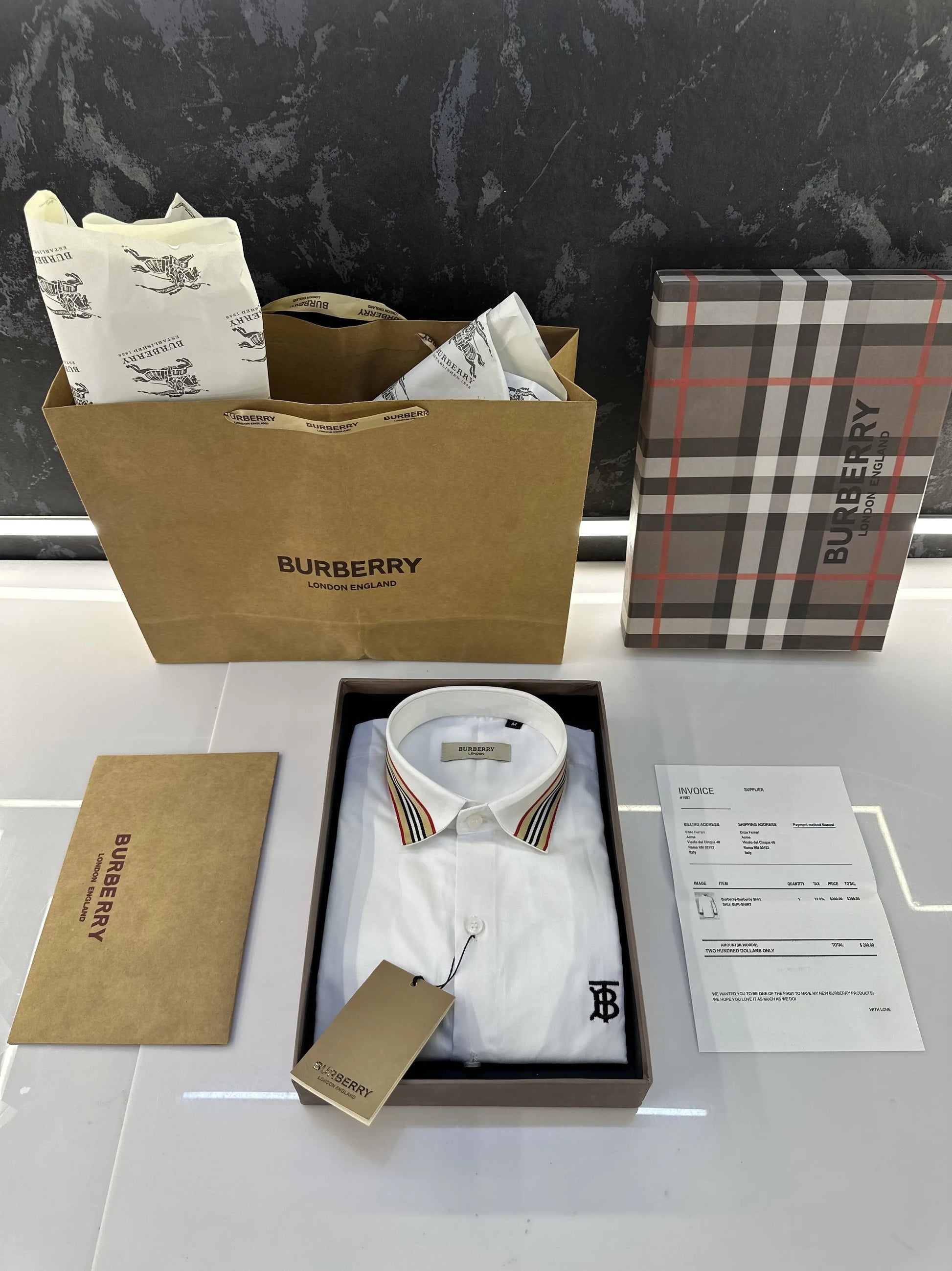 Burberr_y Current Store article shirt with Original packing White color