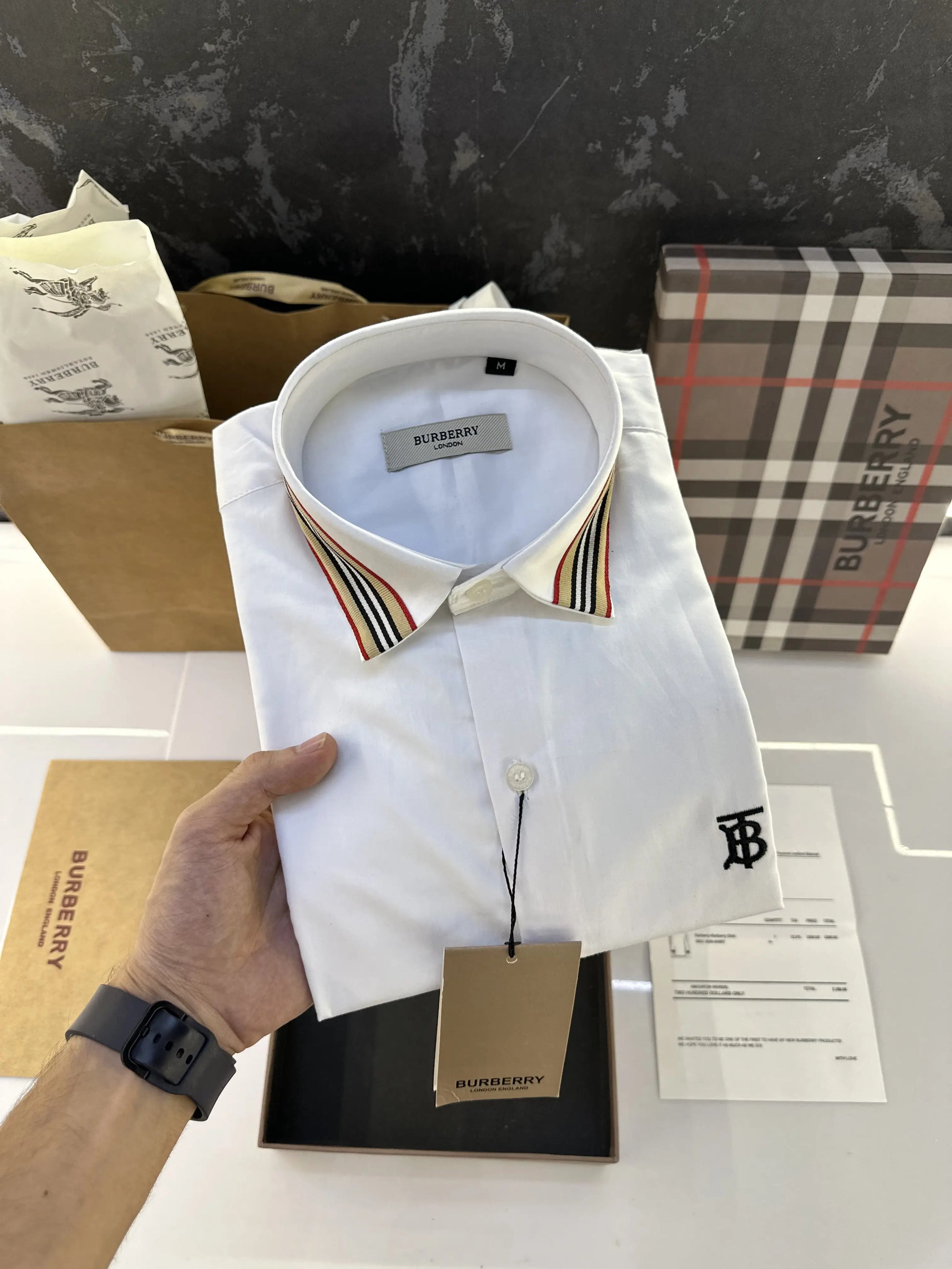 Burberr_y Current Store article shirt with Original packing White color