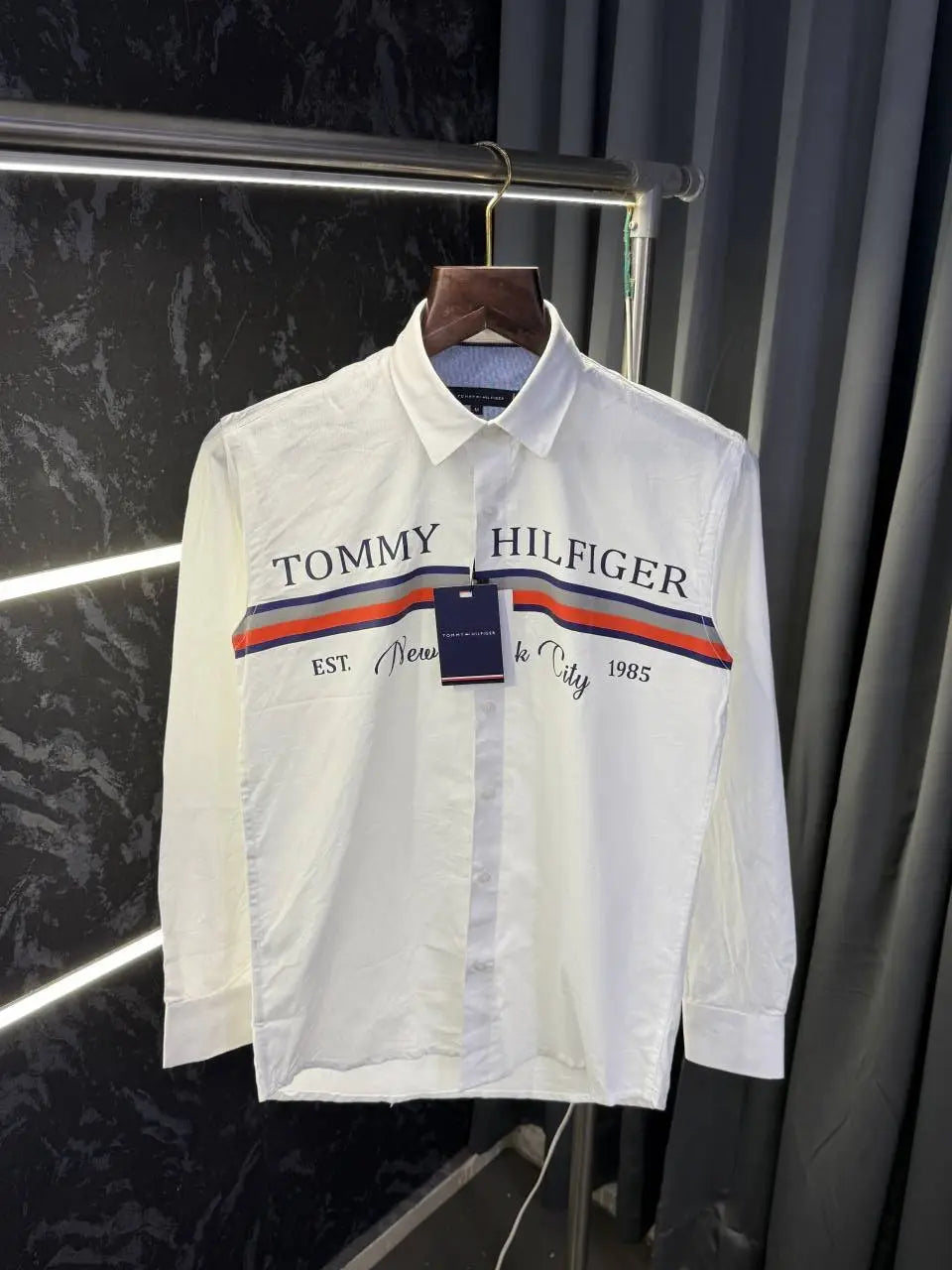 Tommy_Hilfiger Premium Shirt with Tommy bag