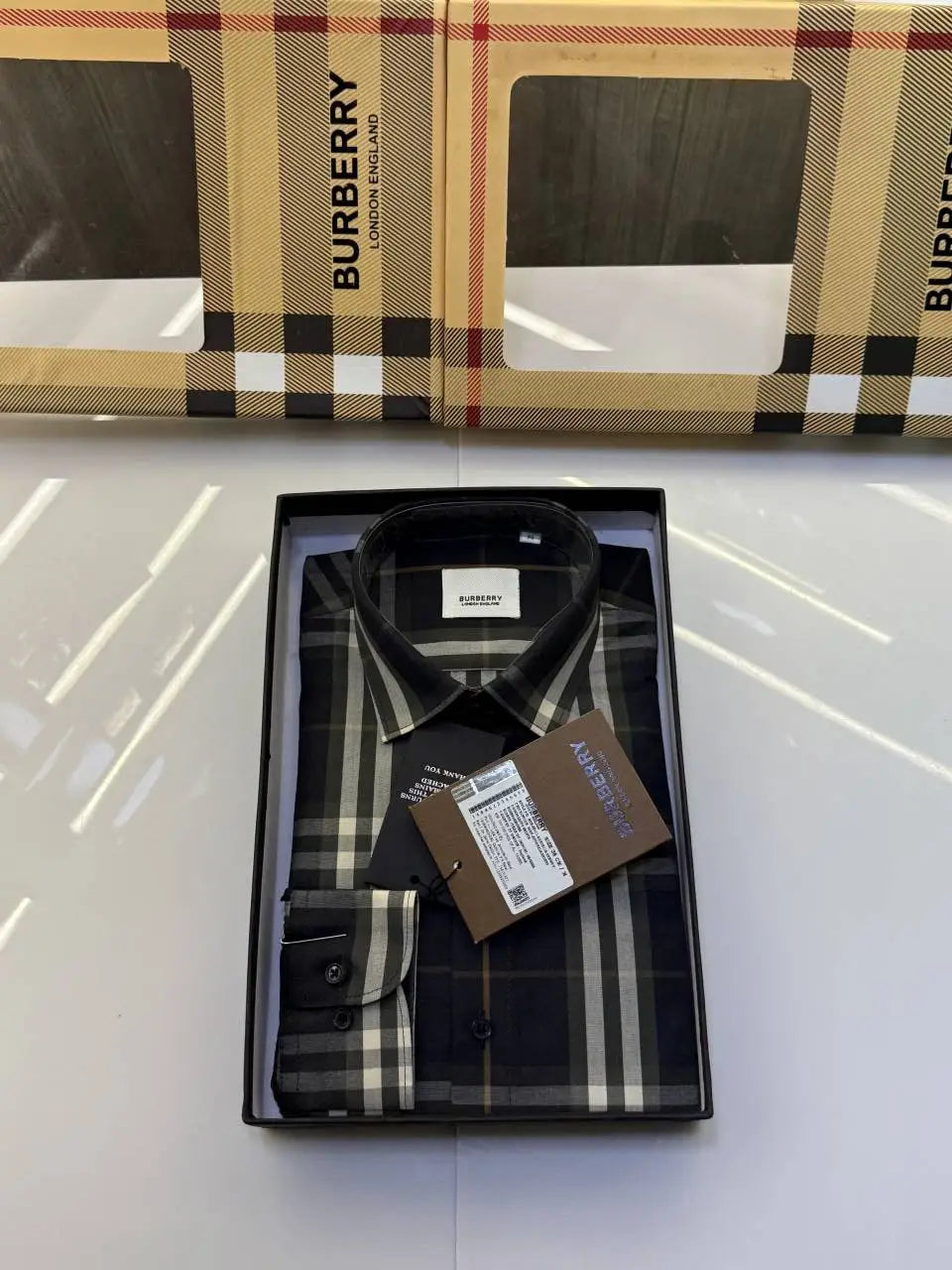 Burberr y Checks Premium Store article Shirt with Original Box (Green Black )