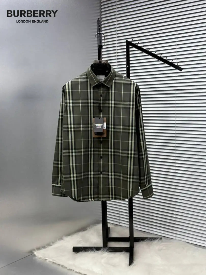 Burberr y Checks Premium Store article Shirt with Original Box (Green)