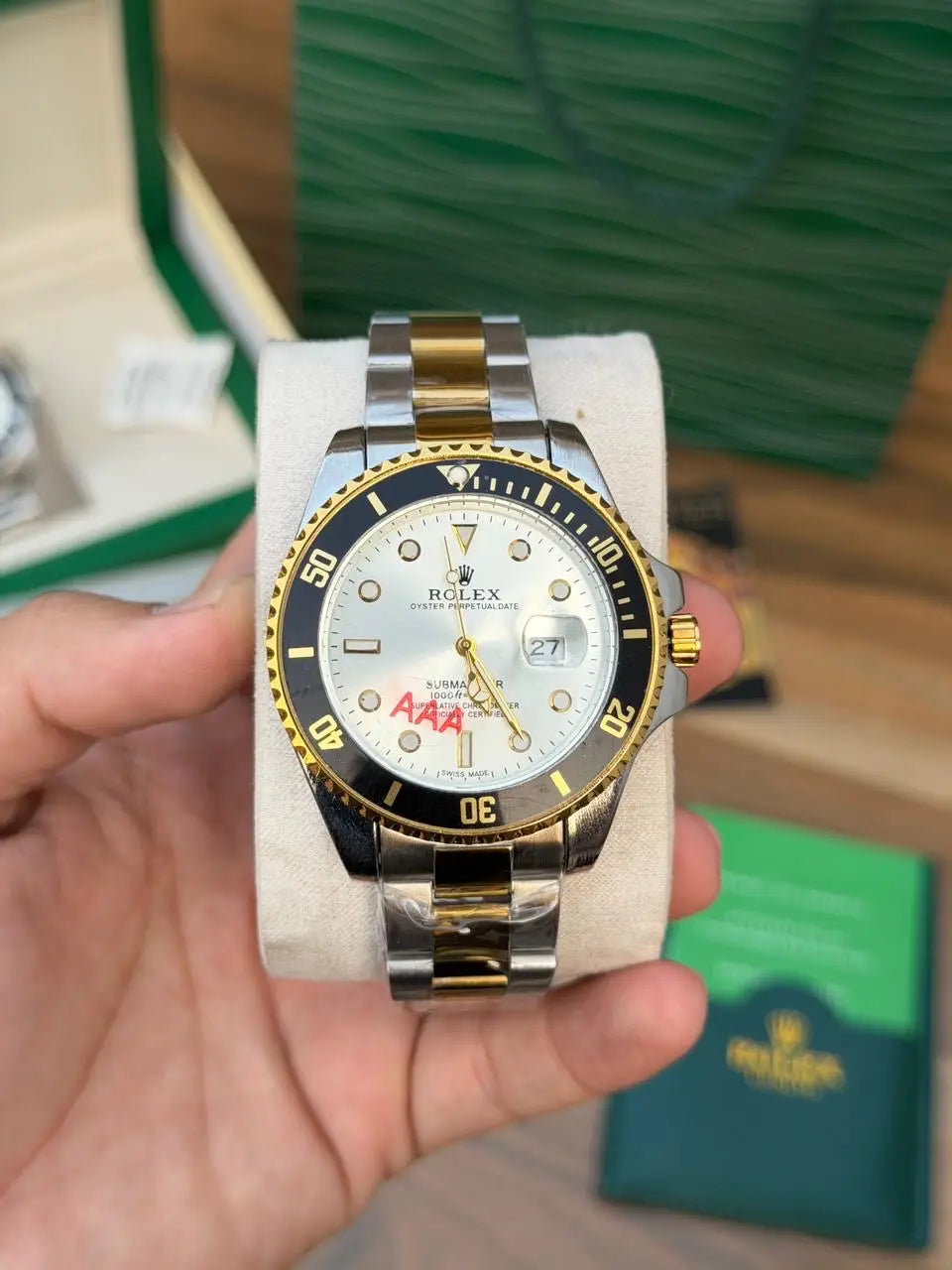 Selected Variant Image