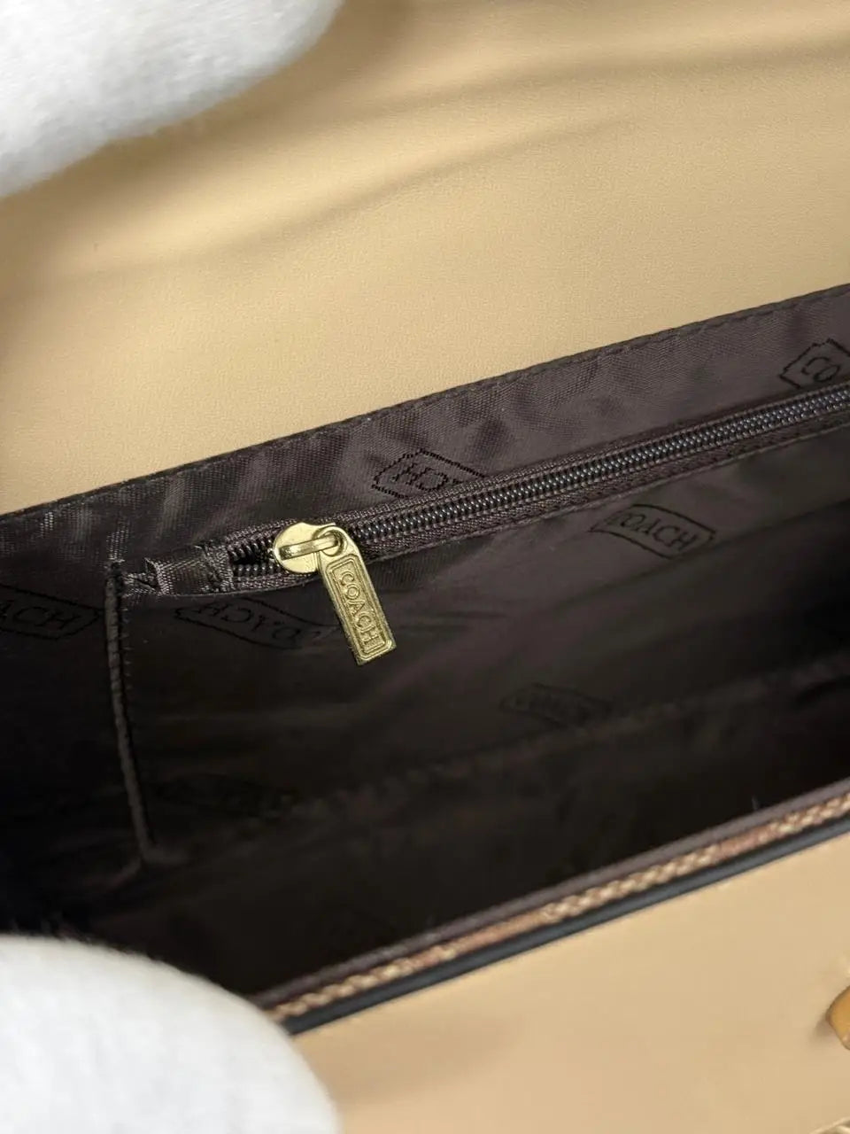 COACH_Sling_Shoulder_Bag_1073