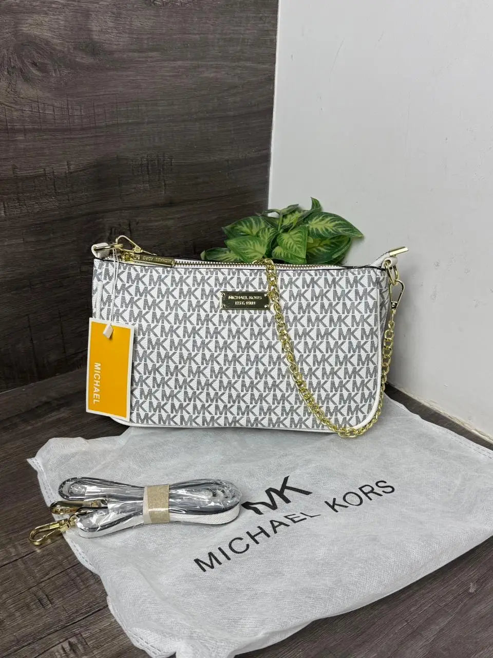MICHAEL_KORS_Signature_Sling_Bag 1075