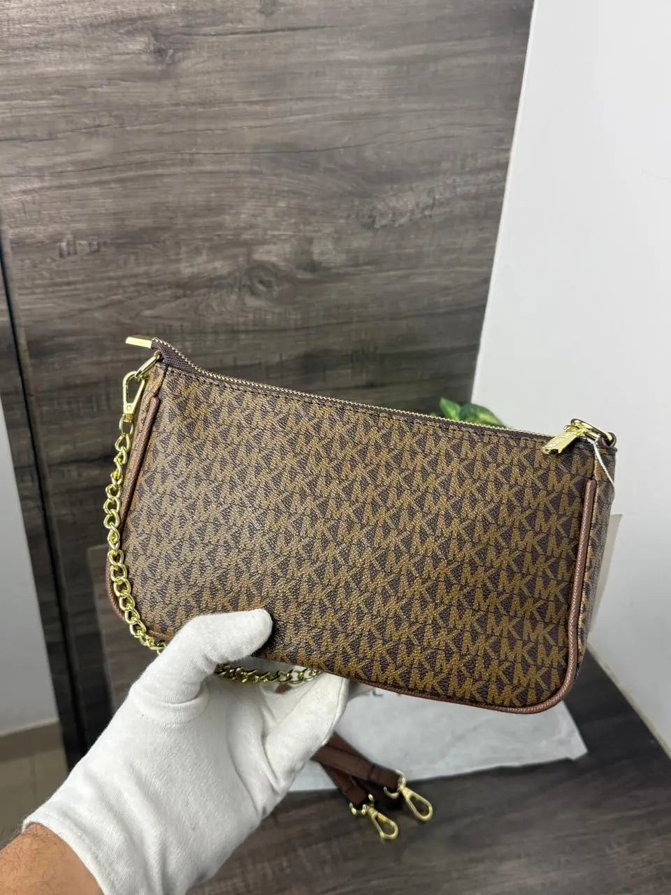 MICHAEL_KORS_Signature_Sling_Bag 1076