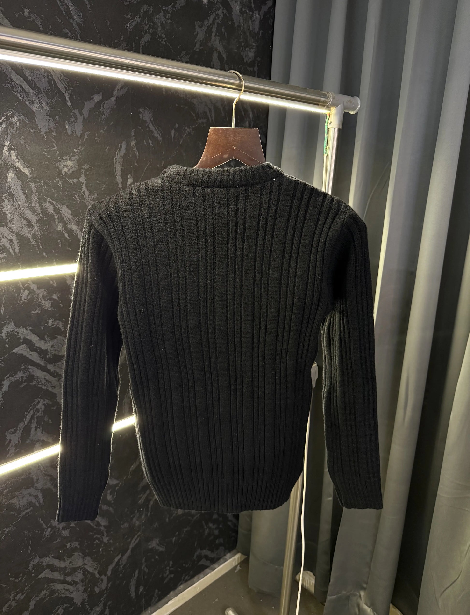 Ralph_Lauren Premium Cable Knit Sweater (Store Article)