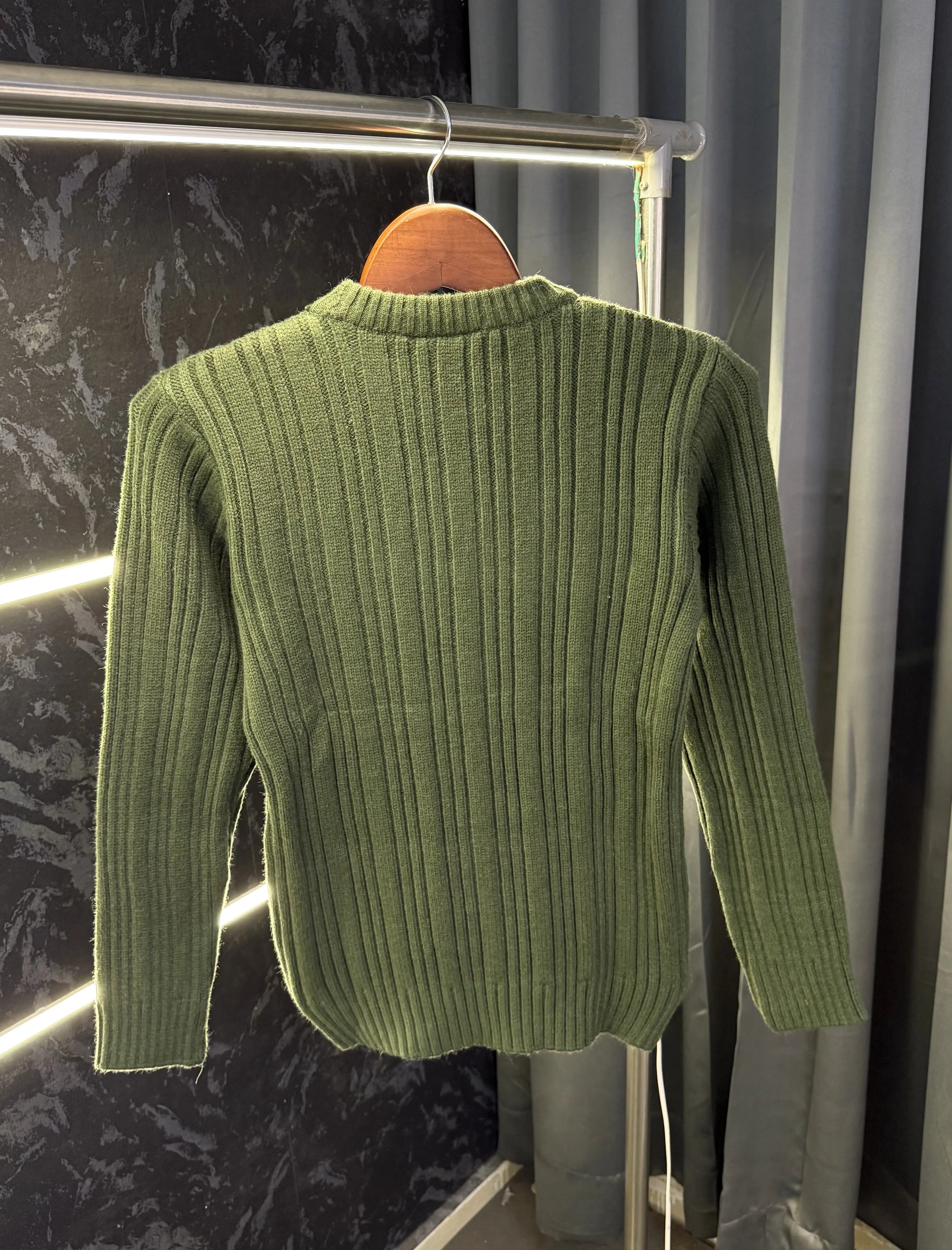 Ralph_Lauren Premium Cable Knit Sweater (Store Article)