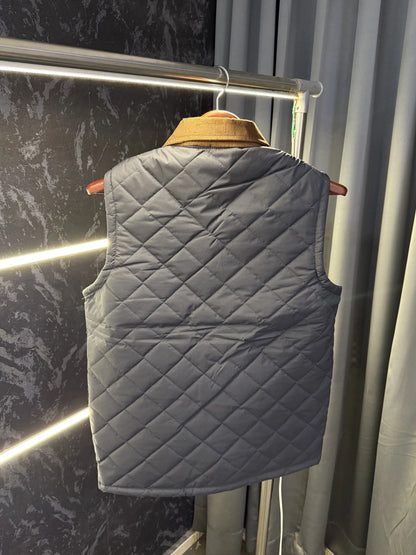 Burberr y Reversible Sleeveless Puffer Jacket (GREY)