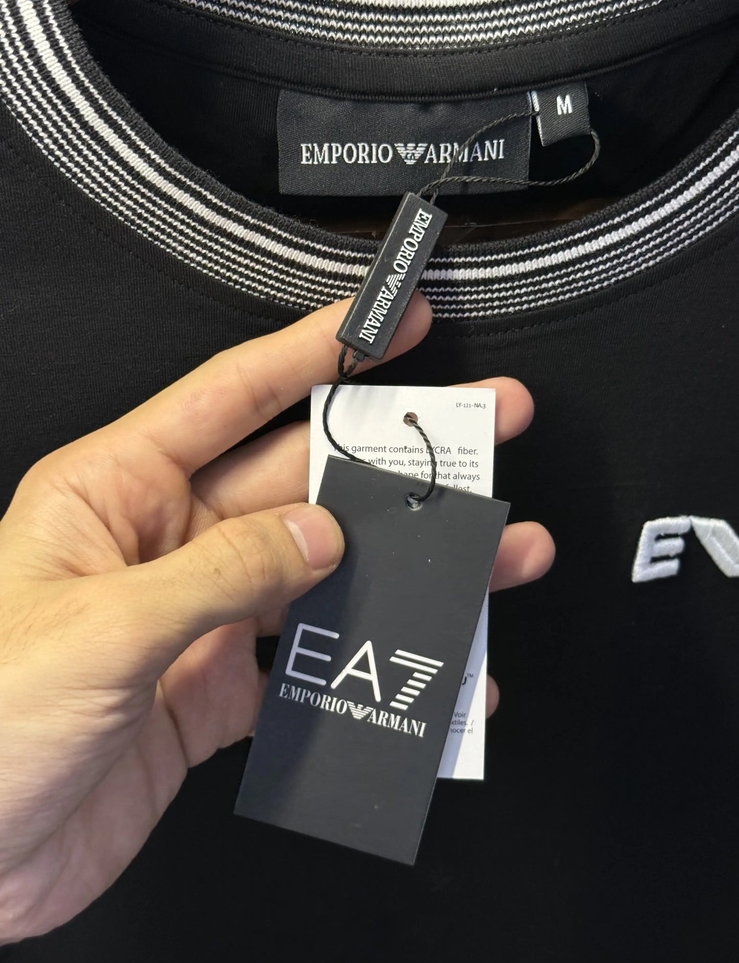 Emporio_Armani Store Article Tshirt