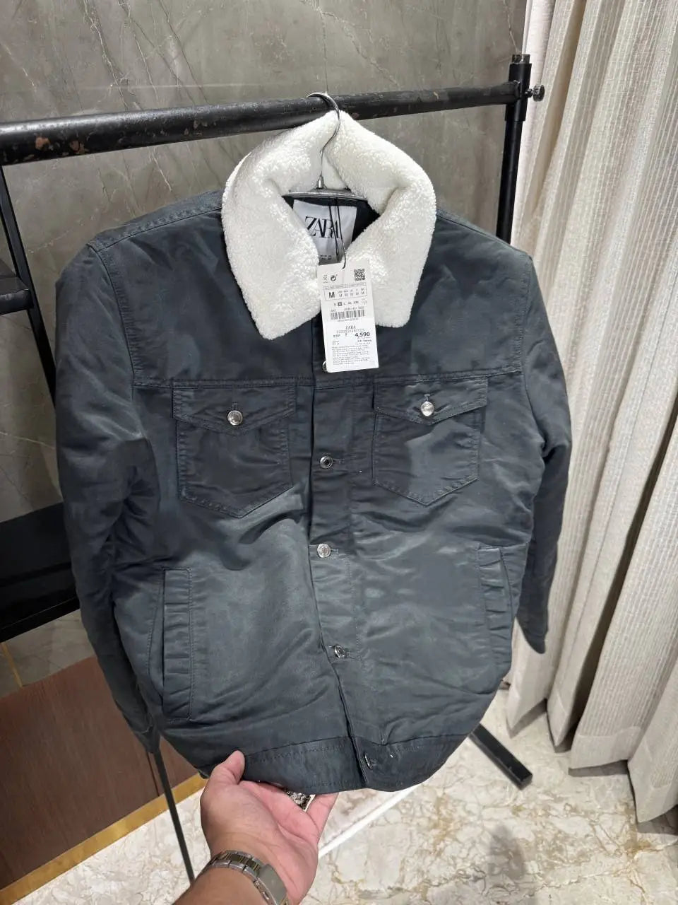 Zar_a Green Jacket Heavy Quality With Fur Collar