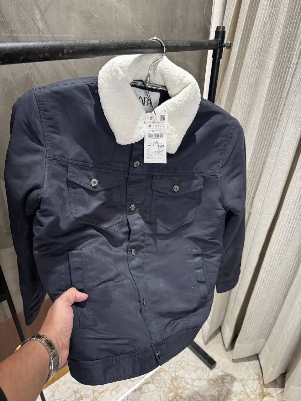 Zar_a Navyblue Jacket Heavy Quality With Fur Collar