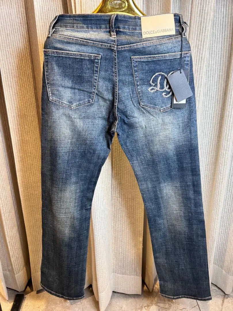 DOLCE & GABBAN_A WASH BACK POCKET PREMIUM DENIM