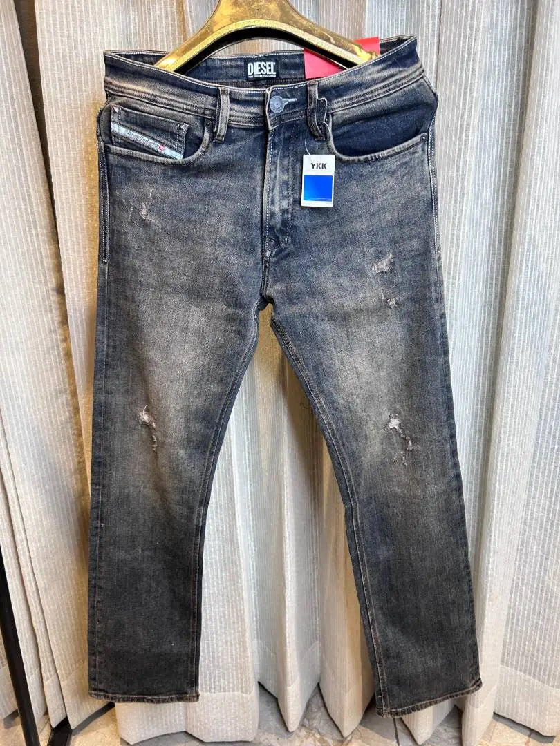 DIESE_L GREY WASH PREMIUM IMPORTED DENIM