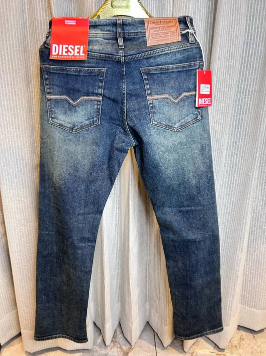 DIESE_L BLUE WASH PREMIUM IMPORTED DENIM