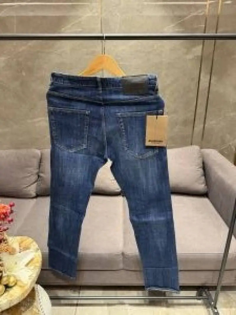 BURBERR_Y DARK WASH PREMIUM CLASSIC DENIM