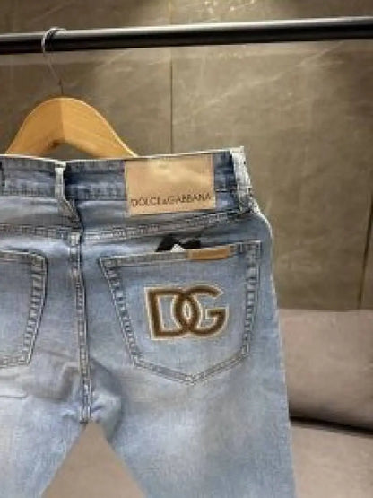 DOLCE & GABBAN_A LIGHT WASH PREMIUM EBRODIERY IMPORTED DENIM