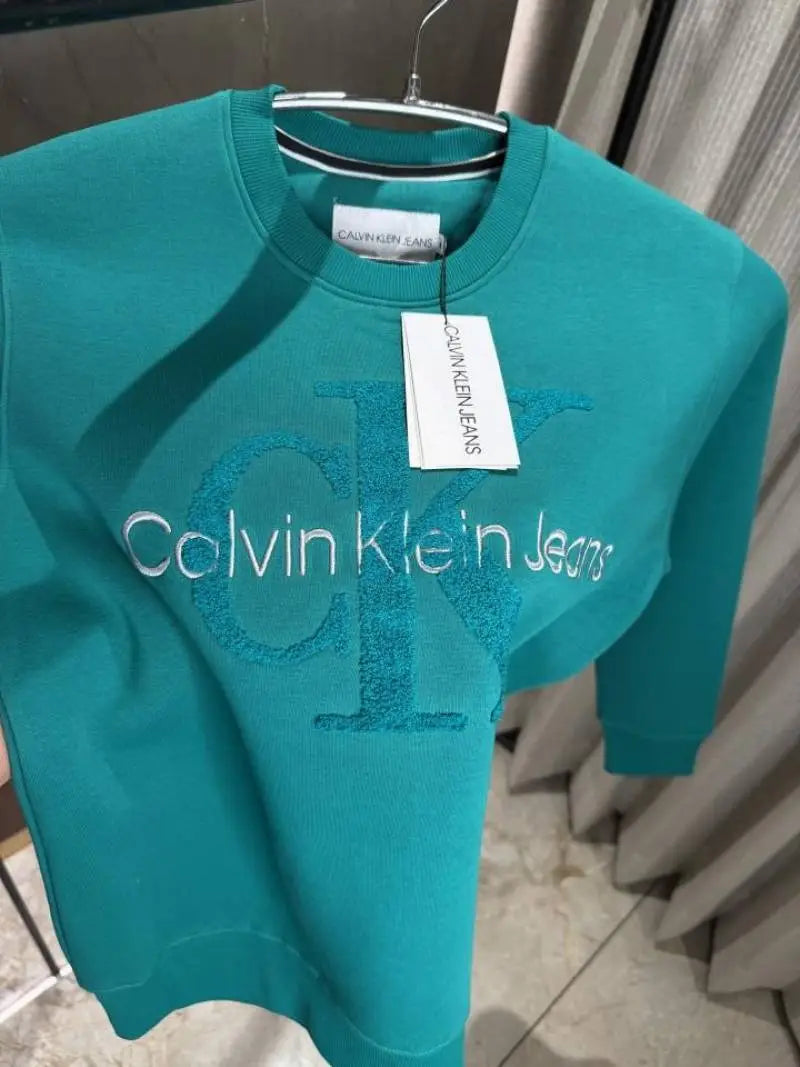 Calvin Klei_n Dark Green Sweatshirt Store Article