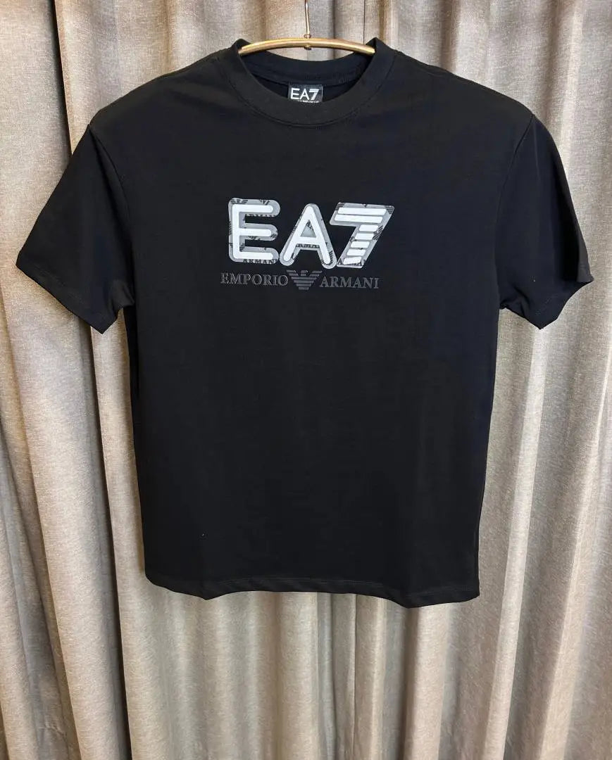 EMPORIO ARMAN_I BLACK EMBORSSED PREMIUM TSHIRT